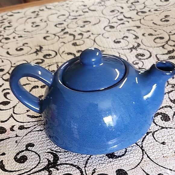 Pier 1 Stoneware Teapot and Cup Set - Picture 4 of 15